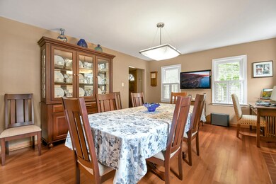 Living/Flex Room