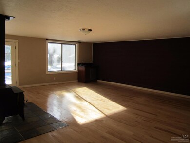 20295 Rae Rd, Bend, OR 97702 - photo 5