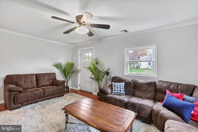 806 Pennsylvania Ave, Southampton, PA 18966 - photo 5