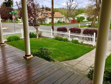 920 SE Byers Ave, Pendleton, OR 97801 - photo 3