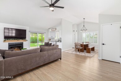 943 E Oraibi Dr, Phoenix, AZ 85024 - photo 5