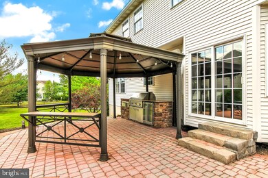 27 Mulligan Dr, Reading, PA 19606 - photo 5