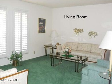 Living Room DSCN0099