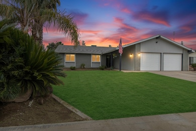 3545 W Monte Vista Ct, Visalia, CA 93277 - photo 2