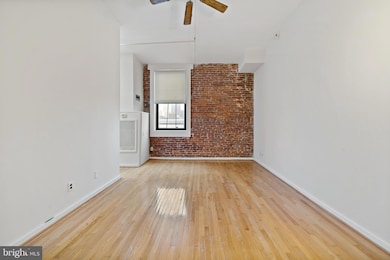 TenTen Race unit PG, Philadelphia, PA 19107 - photo 5