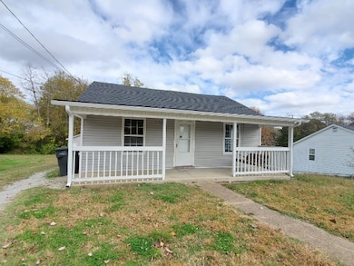 329 E 18th St, Columbia, TN 38401 - photo 2