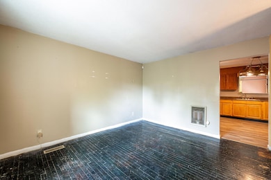 1002 Gillespie Rd, Chattanooga, TN 37411 - photo 4