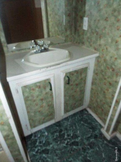 ELD HALL VANITY