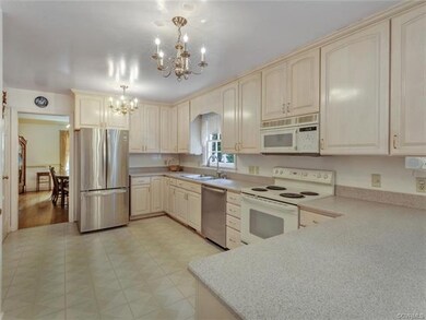 8952 Tarrytown Dr, Henrico, VA 23229 - photo 6