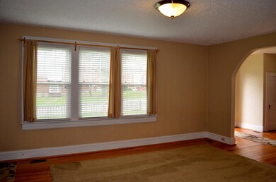 Living Room (1)