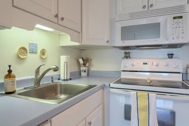 35 Bayview Terrace unit 8, Danvers, MA 01923 - photo 6