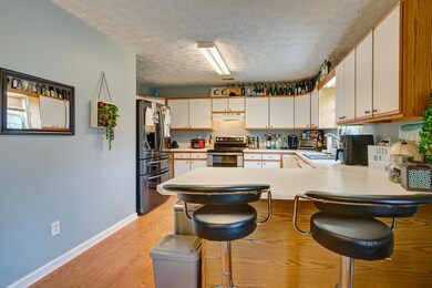 807 Swadley Rd unit 8, Johnson City, TN 37601 - photo 2