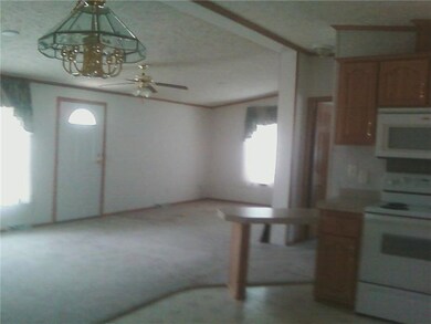 19 Cardinal Ct, Tiverton, RI 02878 - photo 3