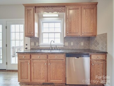 7490 Edgefield Rd, Concord, NC 28025 - photo 6