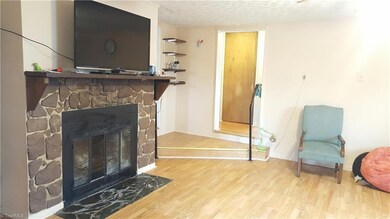 1615 Jackson Lake Rd, High Point, NC 27263 - photo 3