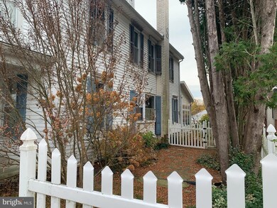 32 Chestnut St, Newville, PA 17241 - photo 4