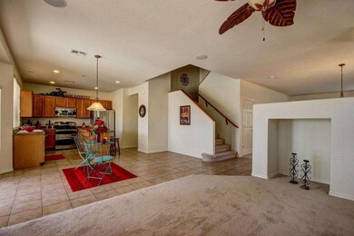 Family Rm & Kitchen