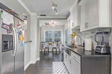 2216 N 23rd St, Phoenix, AZ 85006 - photo 7