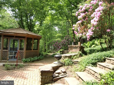 1 Twin Lear Rd, Pipersville, PA 18947 - photo 2