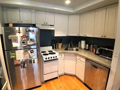 10 Mount Vernon Square unit 1, Boston, MA 02108 - photo 6