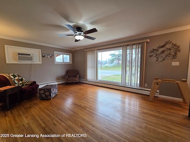 340 Edwards St, Grand Ledge, MI 48837 - photo 6