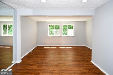 8335 Windfall Rd, Springfield, VA 22153 - photo 6