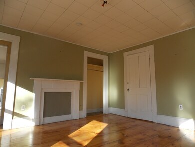 11 Main St unit 11 A, Hubbardston, MA 01452 - photo 5