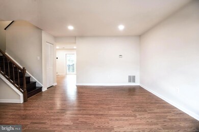 9098 Bonham Cir, Manassas, VA 20110 - photo 6