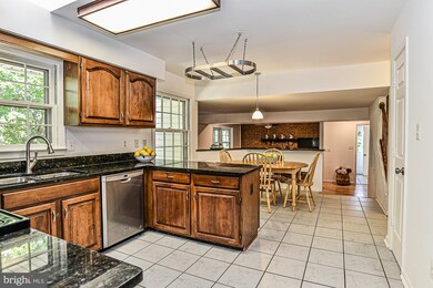 9106 Scott St, Springfield, VA 22153 - photo 7