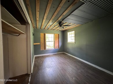 1050 Beech St, Wesson, MS 39191 - photo 5