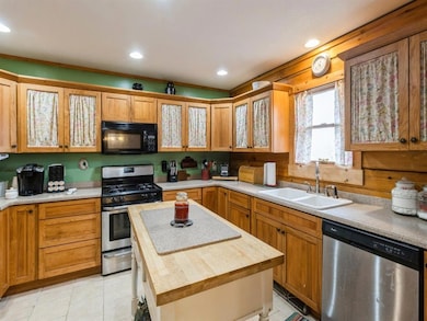 17282 J Ave, Perry, IA 50220 - photo 3