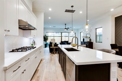 2104 Hazard St, Houston, TX 77019 - photo 7