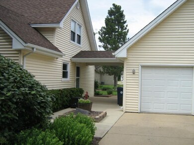 330 Cornell Ln, Algonquin, IL 60102 - photo 2