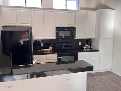 emeraldkitchennew2
