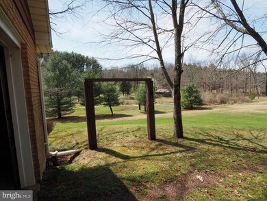 475 Pleasant Valley Rd, New Ringgold, PA 17960 - photo 2