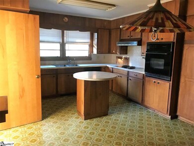 205 Crestwood Dr, Liberty, SC 29657 - photo 7