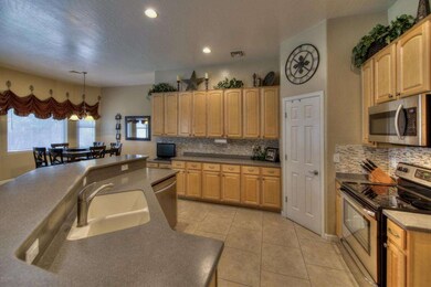 KITCHEN2
