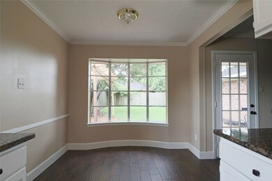 9922 Kirkshire Dr, Houston, TX 77089 - photo 7