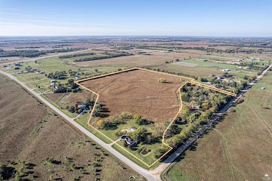 2397 Fair Rd, Abilene, KS 67410 - photo 2