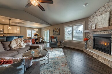 Spacious Great Room