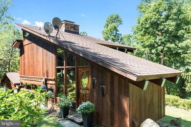 19079 Blueridge Mountain Rd, Bluemont, VA 20135 - photo 2