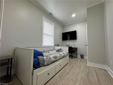 409 E Whittington St, Greensboro, NC 27406 - photo 7