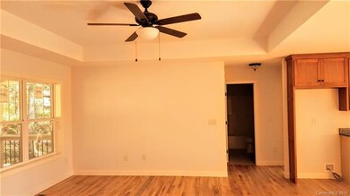 split bedroom floor plan