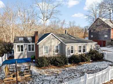 561 Beechwood St, Cohasset, MA 02025 - photo 2