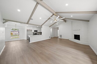 7011 Hidden Arbor Ln, Houston, TX 77040 - photo 7