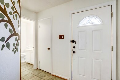 5906 Arncliffe Dr, Houston, TX 77088 - photo 2