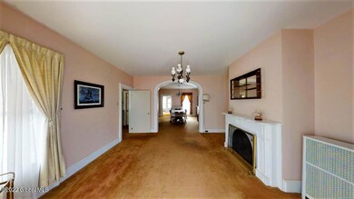 86 Thompson St, Troy, NY 12180 - photo 6