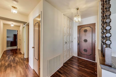 4840 Foster St unit 304, Skokie, IL 60077 - photo 4