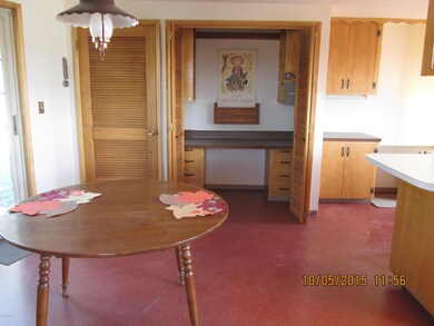 Built in desk