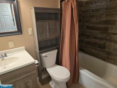 225 1st St SW, Chisholm, MN 55719 - photo 5